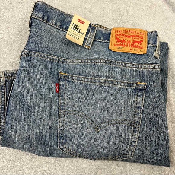 Levis 569 Jeans Adult 44x30 (Actual Size 46x30)Loose Straight  Mens NWT - Picture 1 of 8